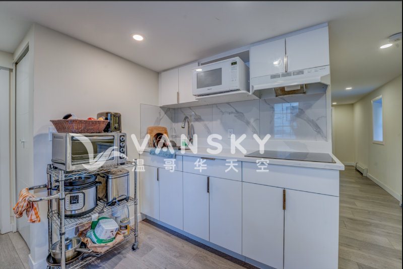 250508070249_Upload 2 - Kitchen.png